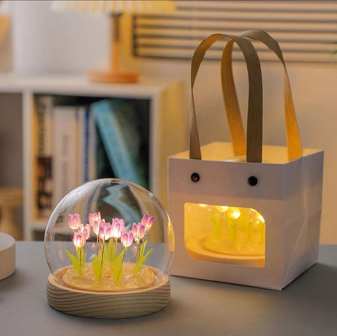 Tulip Lamp